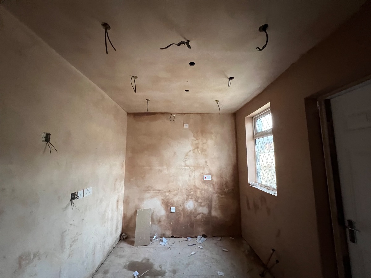 Painter and Decorator: Image 3